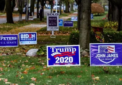 politicians airtags tracking politics