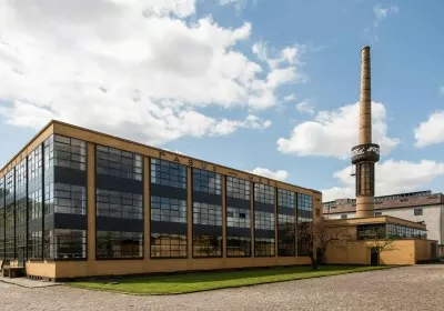 government electric cars joe biden